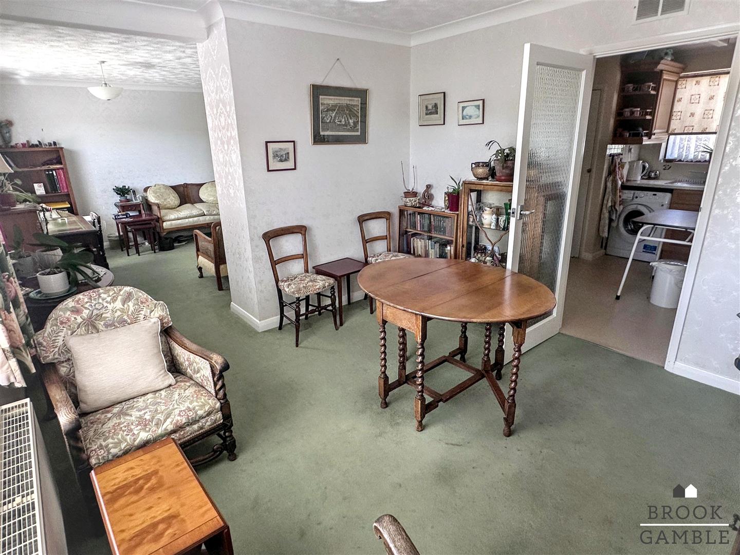 3 Bedroom House. Cobbold Avenue in Eastbourne,  10
